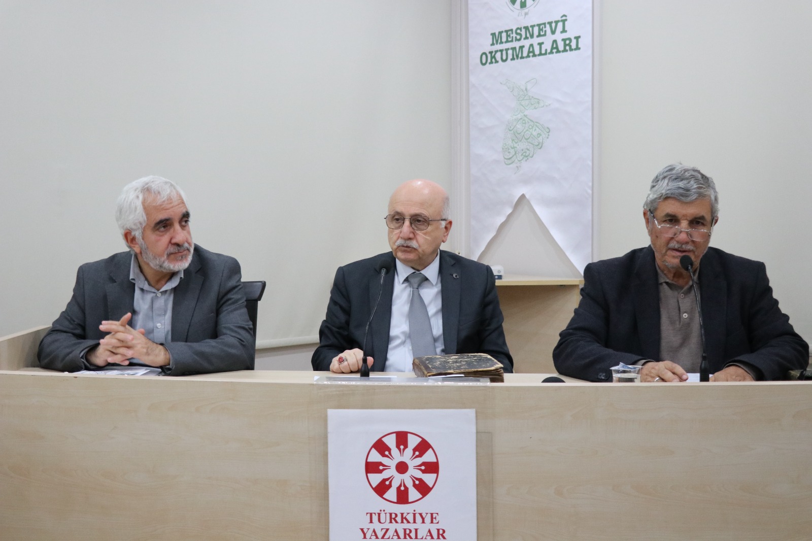 "Mesnevî Okumaları" Ankaralı Rusûhî İsmail Efendi paneliyle başladı