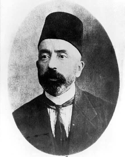 Millî Şairimiz Mehmet Âkif’i rahmetle anıyoruz…