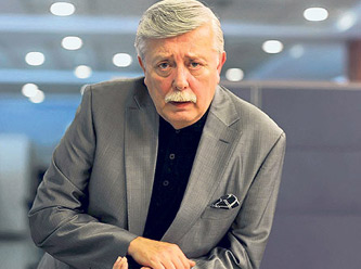 Aziz Üstel'den: Kobani sadece bir bahanedir