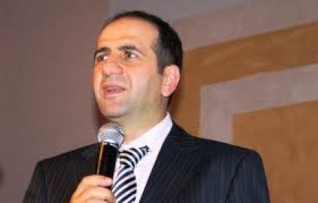 Bekir S. Gür'den: Topluma hesap verebilmek