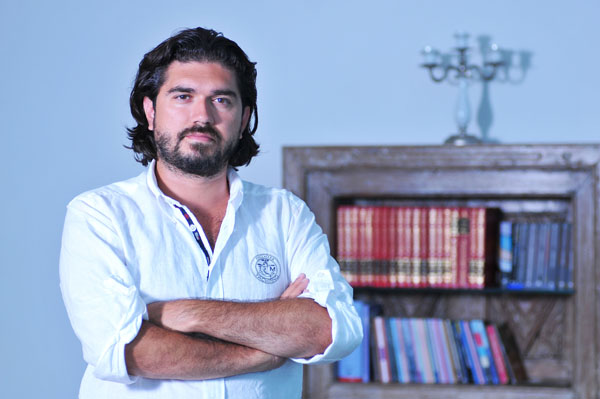 Rasim Ozan Kütahyalı: Deniz Kuvvetleri'ne kumpasın boyutları