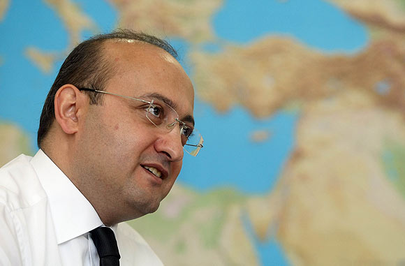 Yalçın Akdoğan'dan: AK Parti, İslamcılık ve terör