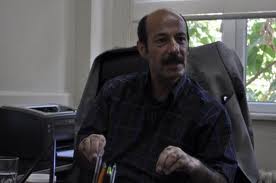 Ahmet Ay'dan: O Botlarını Başıma Koy