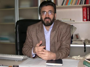 Akif Emre'den: Oğuz Atay'ın Mehmet Akif'i