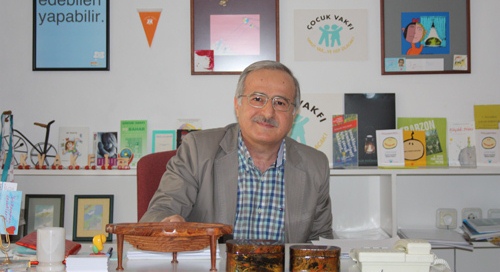 Mustafa Ruhi Şirin "Doktor Amca" Şiiri