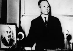 Nureddin Topçu konuşulacak