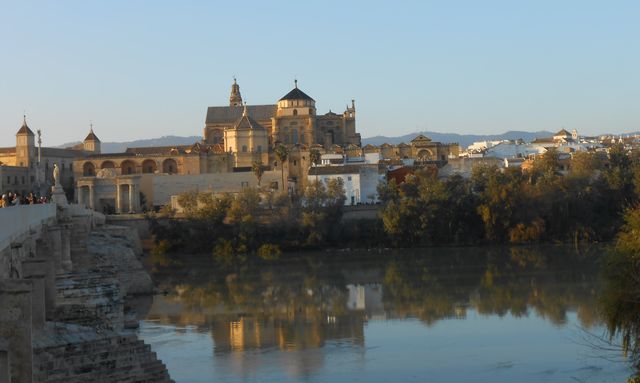 Kurtuba sokaklarında bir medeniyet tahatturu