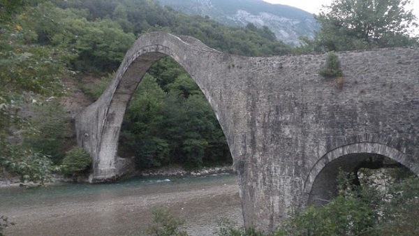 Yunanistan'daki Osmanlı köprüsü yıkıldı