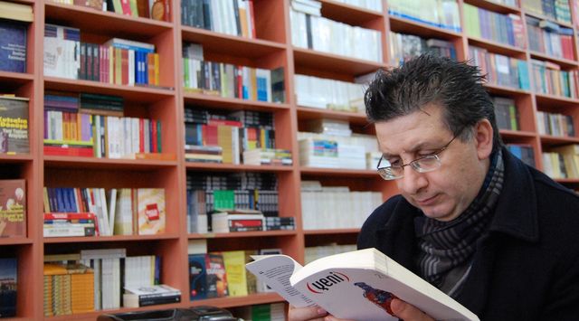 Tek gündemi kitaplar olan bir kültür işçisiydi