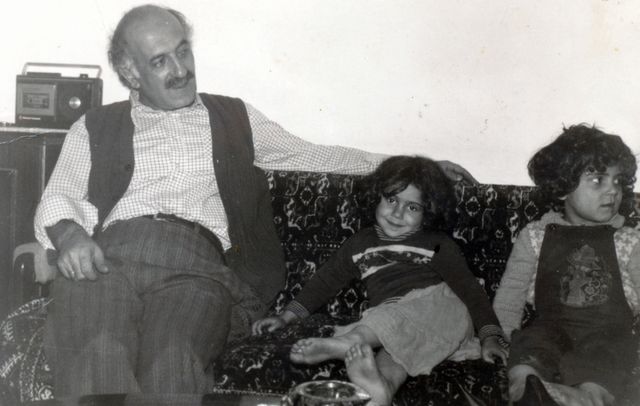 Erdem Bayazıt, şiirini kısmen dünyaya açık tuttu