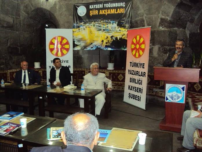 Edebiyat dehası Necip Fazıl