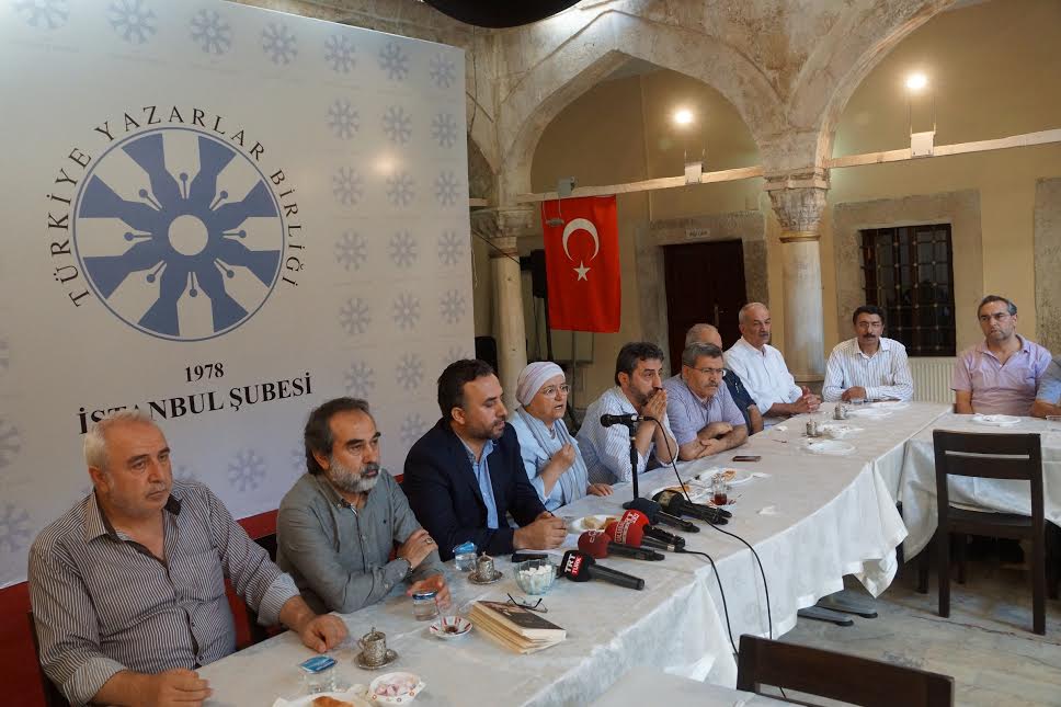 Yazarlardan Teröre Ortak Tepki