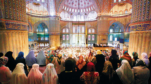 Hanımlar mahfilinden cuma namazı izlenimleri