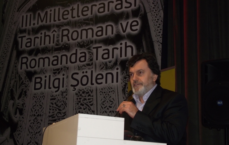 3. Milletlerarası Tarihî Roman ve Romanda Tarih Bilgi Şöleni başladı.