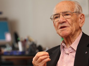 Aksakallıyı uğurladık