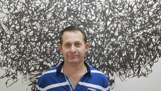 Lirik-romantik bir şiir kitabı Ten ve Gölge