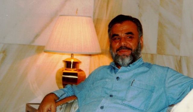 Tefekkür et, ilme talib ol, İslam'a hizmet et