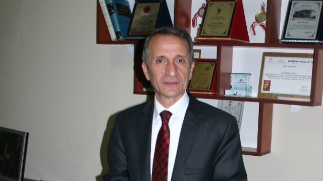 Sır olmaya, sırrı bulmaya bir ömür vermek gerek