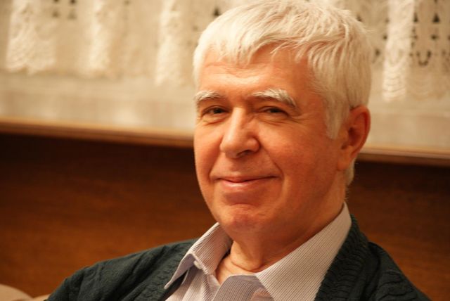 Necati Mert ile 'Zamansız' üzerine konuştuk