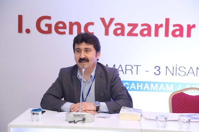 "Genç Yazarlar Kurultayı" başladı