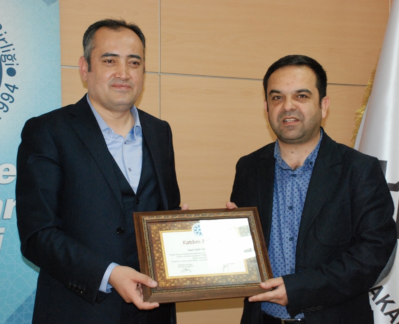 TYB Konya Şubesinde “Türk-Rus İlişkileri ve Suriye” konuşuldu.