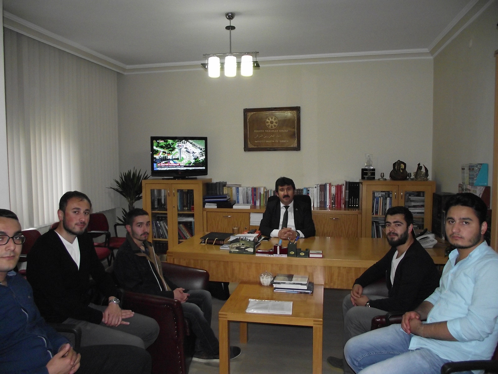 YBÜ Genç Edebiyatçılar Kulübü'nden Genel Başkan Musa Kazım Arıcan'ı ziyaret