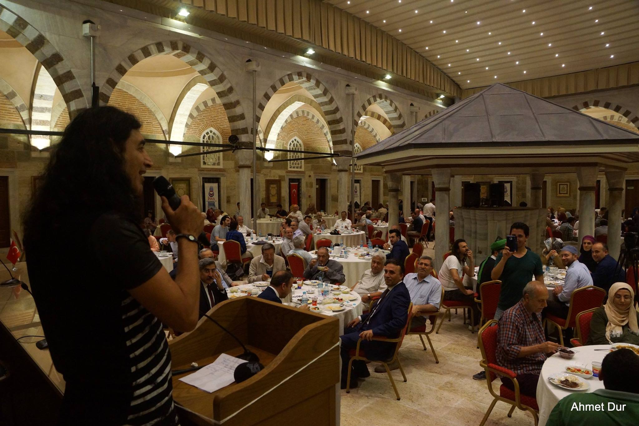 TYB İstanbul İftarına Yoğun Katılım