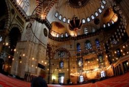 İş, Sinan'ın torunlarına düşüyor