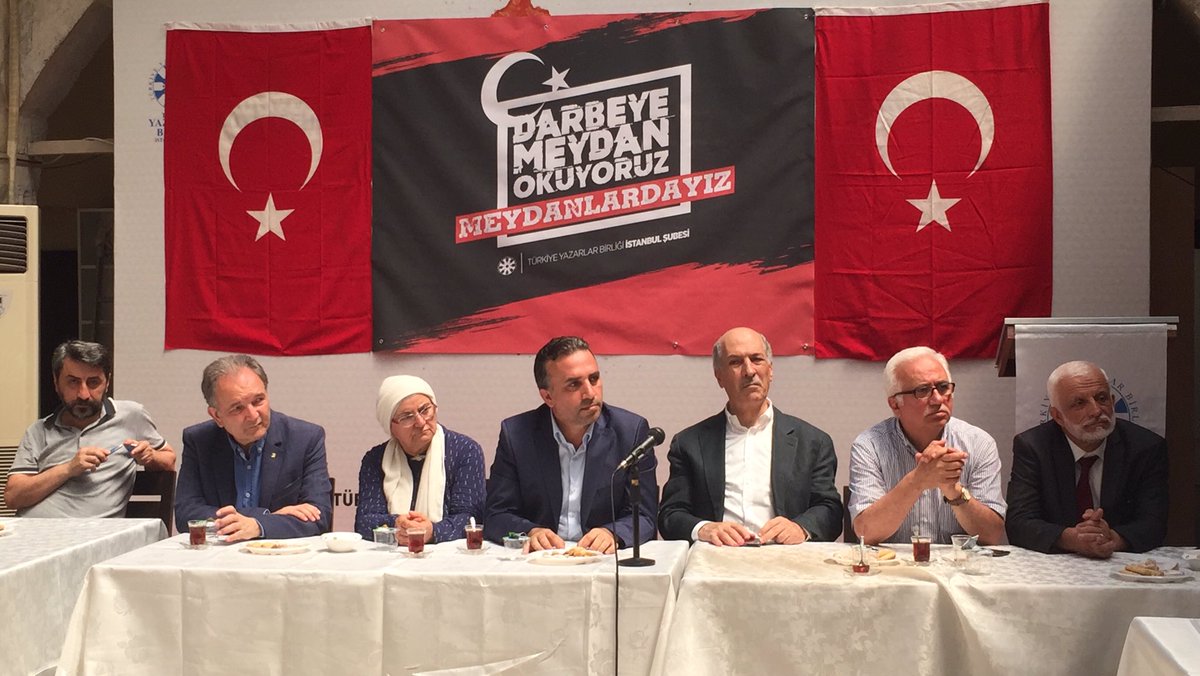 1000 yazarın imzasıyla darbeye ve darbecilere karşı bildiri yayınlandı.