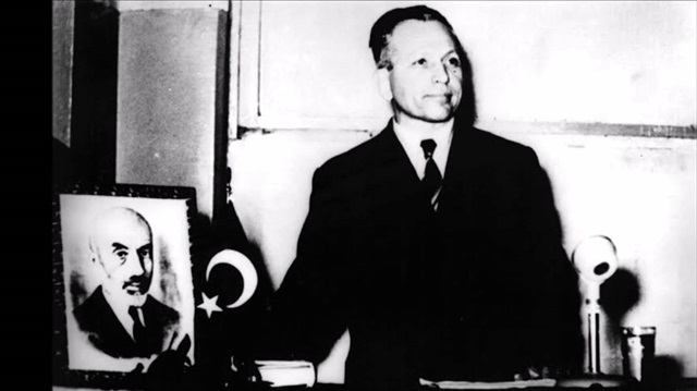 Eve dönen iki entelektüelin hikâyesi