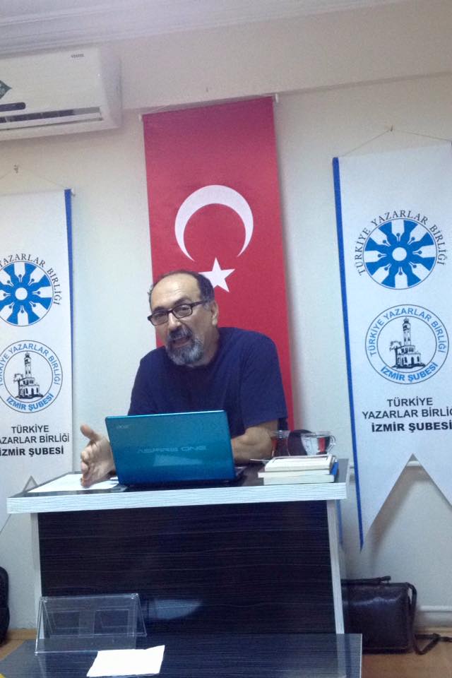 İzmir Şubesi’nde konuşan İlhan Pınar : “İzmir yarı sömürge bir şehirdir” dedi.