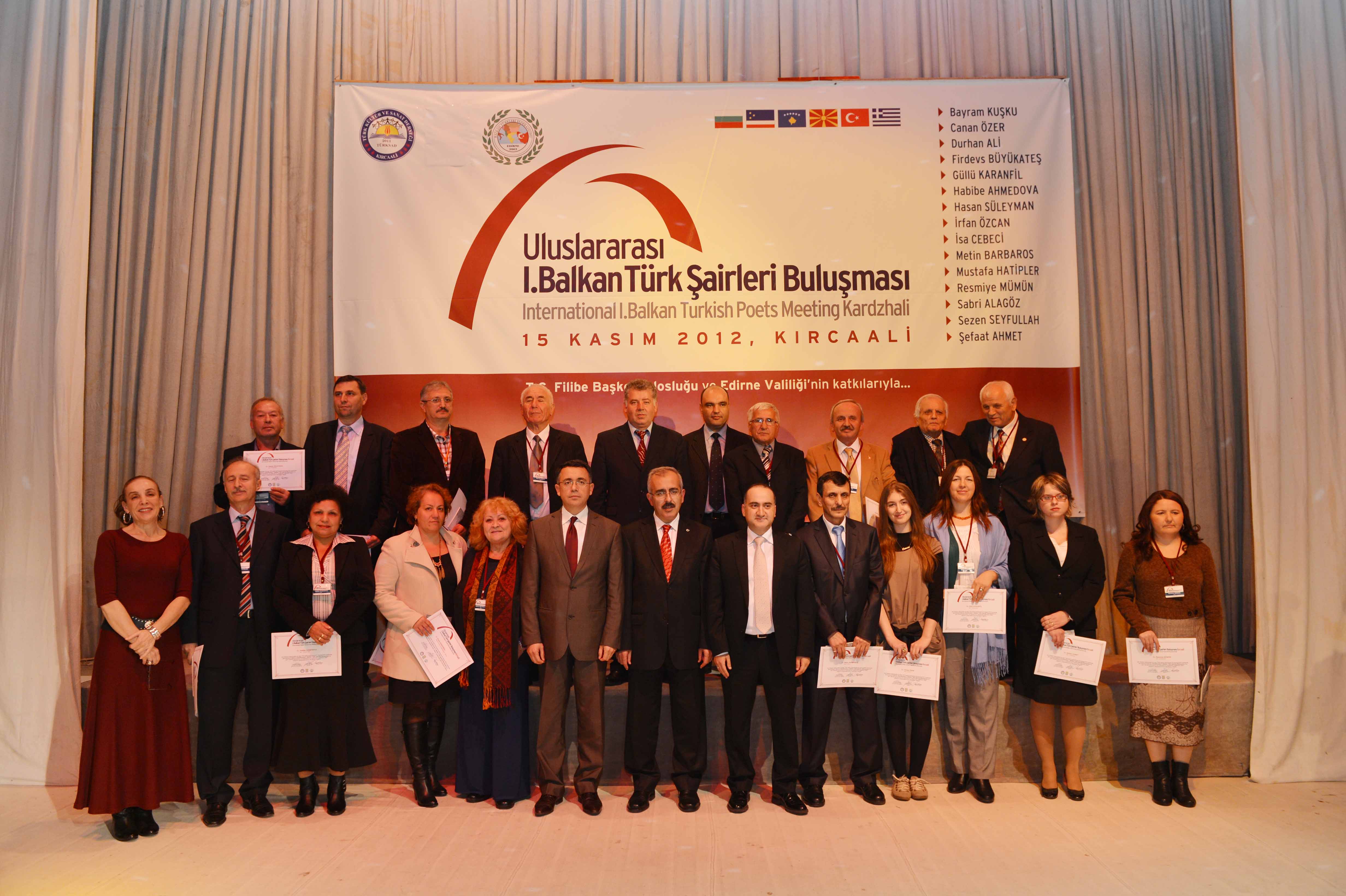 On Balkan şehrinden on beş Türk şair Kırcaali'de buluştu