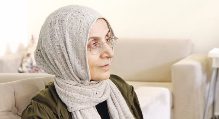 Minyatürden ilham aldı, dört yılda beş kez yazdı