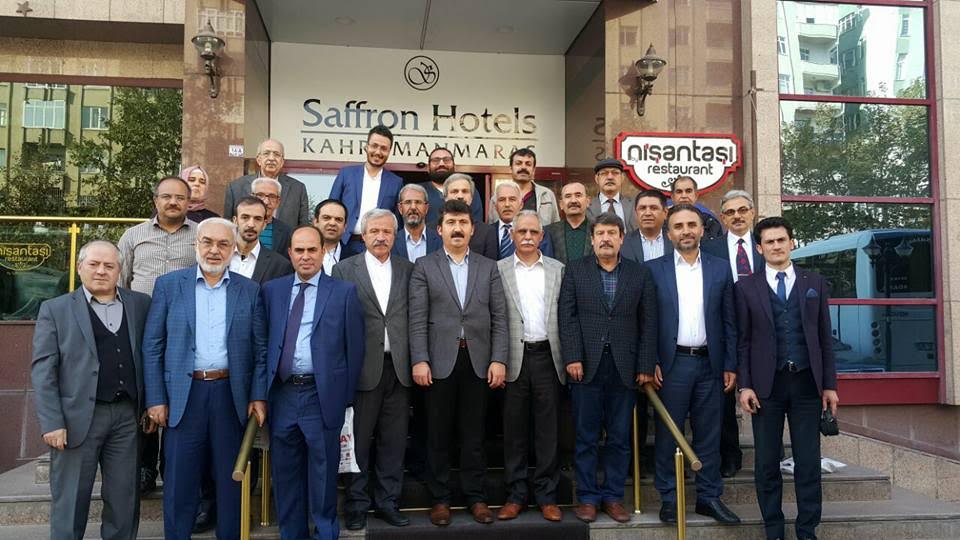 Otuz Gönül İnsanıyla Yedi Güzel İnsanın İzini Sürmek