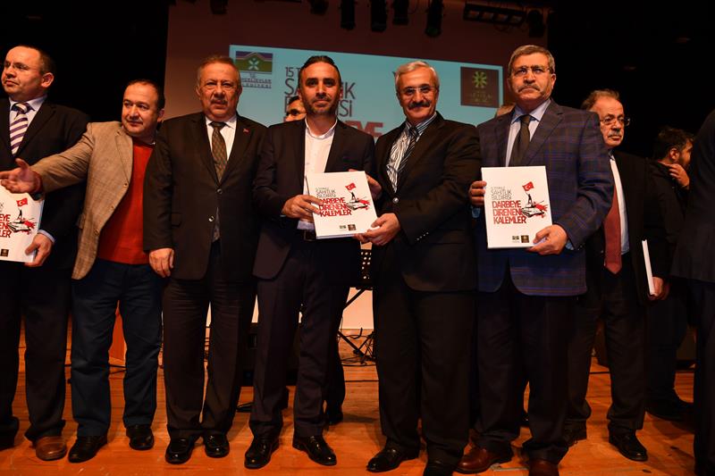 Darbeye Direnen Kalemler kitabının lansmanı gerçekleştirildi.