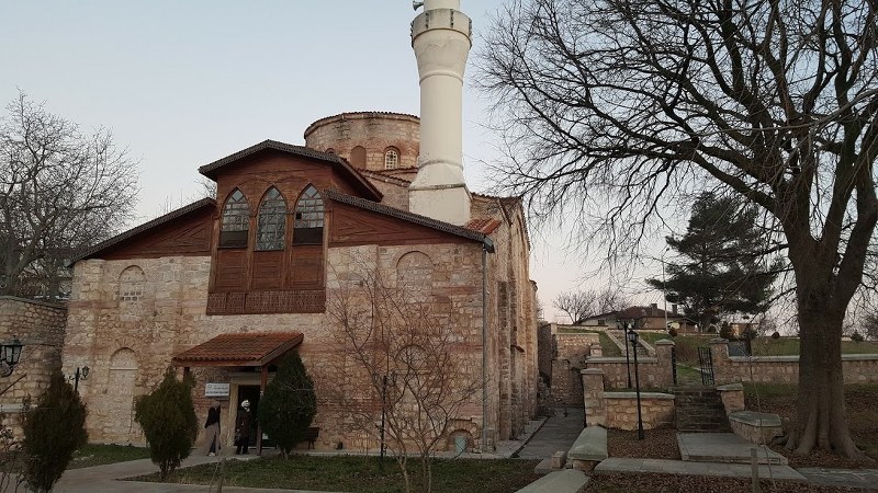 Hem Şecâ’at Hem Sahâvet Ehli idi Gazi Süleyman Paşa