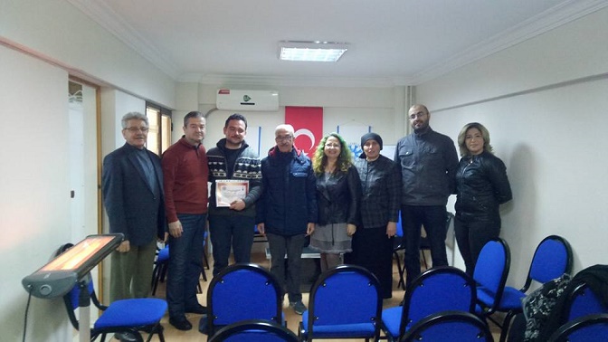 İzmir Şubesinde Hasip Caner Soner “Etkili Öğrenme Yöntemleri”ni anlattı