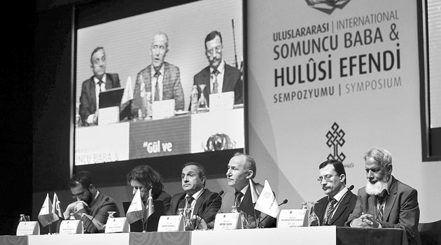 'Somuncu Baba altı yüz yıldır gül rayihaları dağıtıyor'