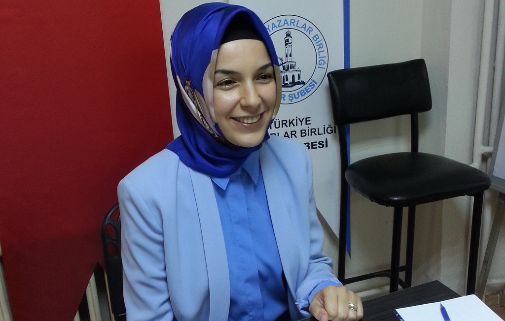 İzmir Şubesinde "Türk Edebiyatında Peygamber Sevgisi" Konuşuldu