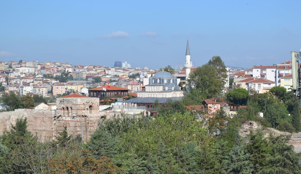 İvaz Efendi Camii Surlarda İstanbul'u Beklemeye Devam Ediyor