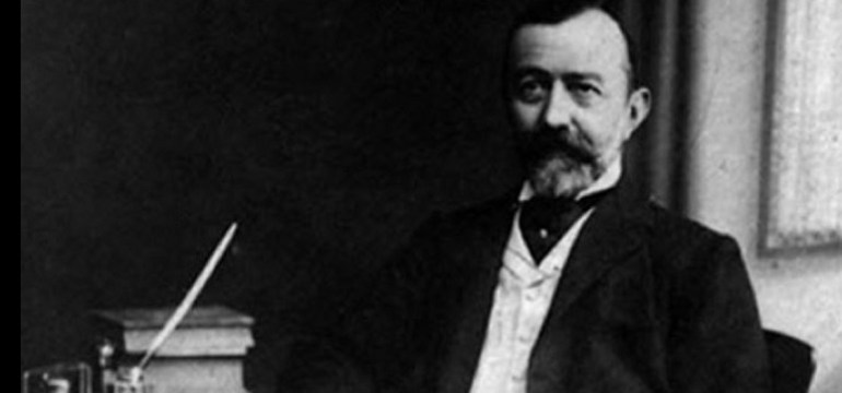 Abdülhak Hamit Tarhan, Makber