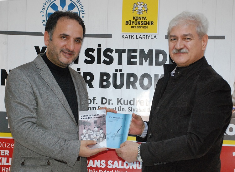 Konya Şubesinde “Yeni Sistemde Nasıl Bir Bürokrasi?” konuşuldu
