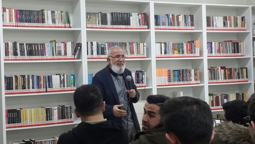 Şair-Yazar Ressam Minyatür Sanatçısı Hattat Ahmet Efe’yi Dinledik