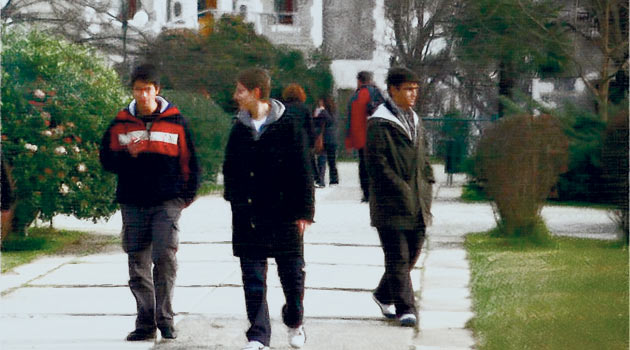 Yarının öğretmenleri, İstiklal Marşı'na yabancı