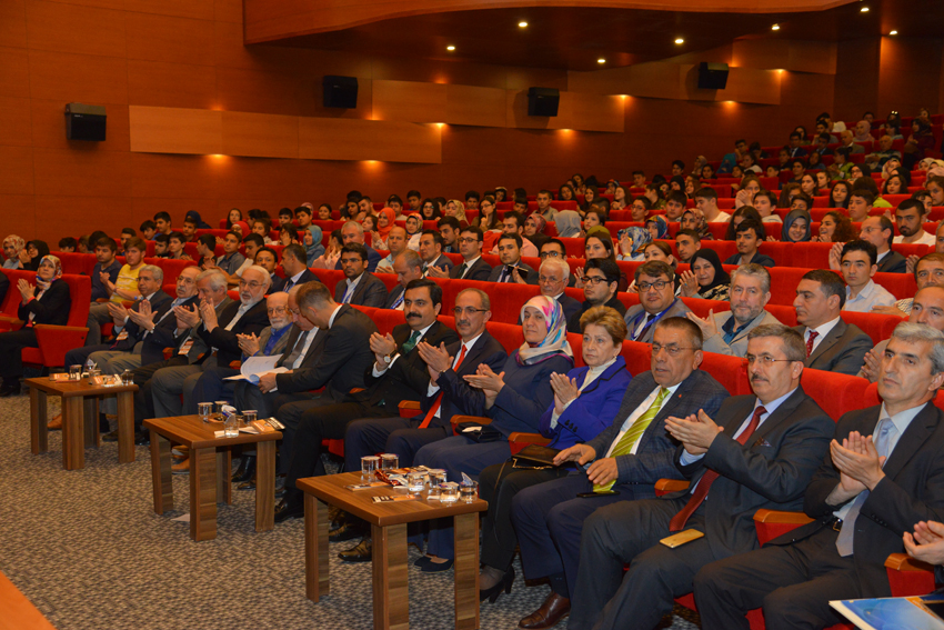 Prof. Dr. Erol Güngör Sempozyumu’nun Açılış Programı Yoğun Katılımla Gerçekleşti