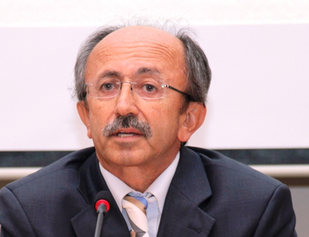 TYB Sakarya Şubesi'nde 40.Yılında Türk Edebiyatı dergisi ve Ahmet Kabaklı