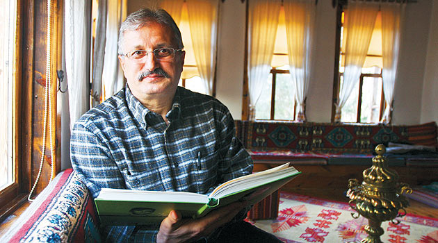 Sanat dünyasından birçok isimle söyleşiler