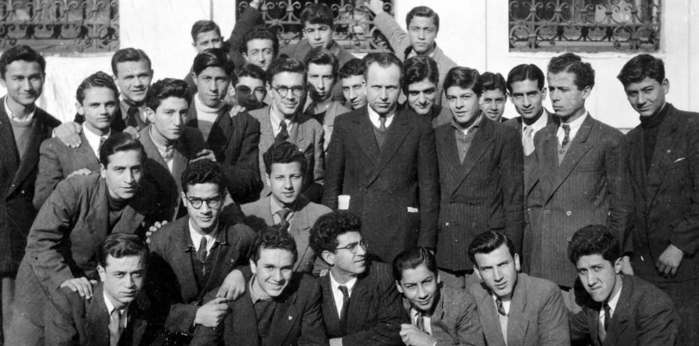 Felsefesi Olmayan Milletin Mektebi Olmaz Demişti Nurettin Topçu