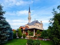 Bir 'cennet bahçesi' gibi Darül Hadis Camii