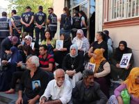 Acılı anneler içini Akit’e döktü: Çocuklarımızı HDP sattı!